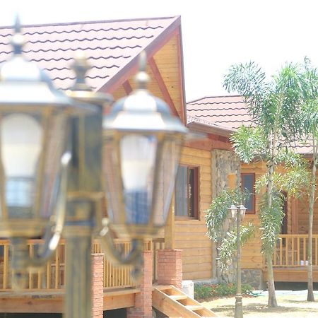 Carmen Hotel&Villas Jarabacoa Exterior foto