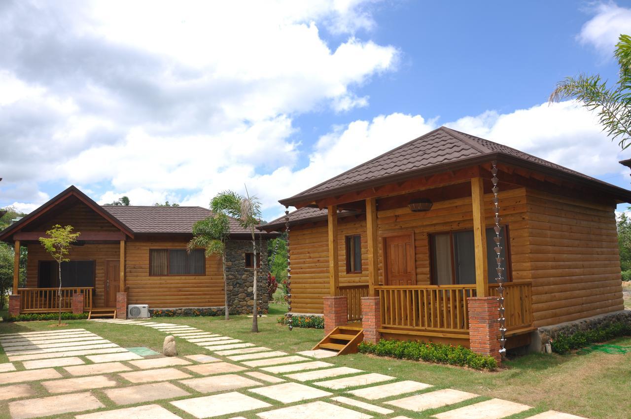 Carmen Hotel&Villas Jarabacoa Exterior foto
